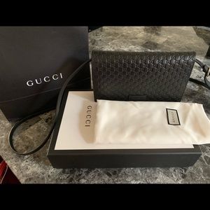 100% Authentic Gucci Crossbody Bag